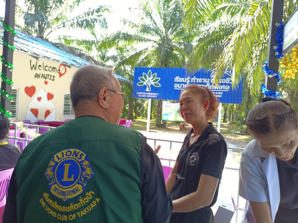 Takuapa Lions Club โมสรไลออนส์ตะกั่วป่า AVAUTIS