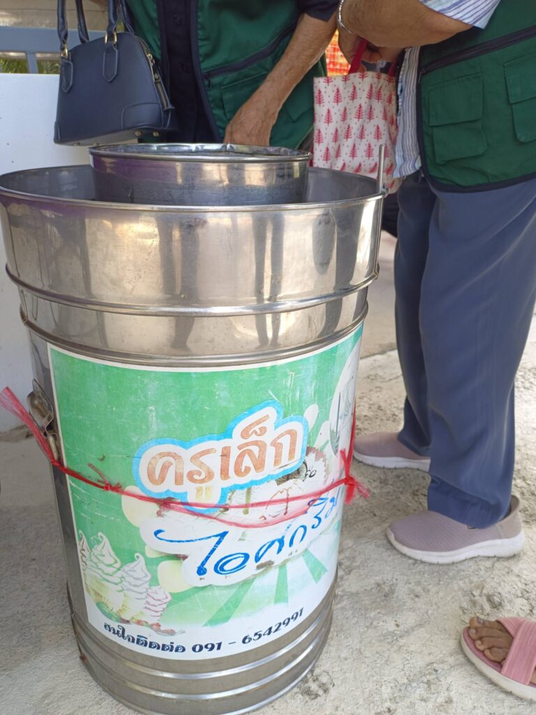 Takuapa Lions Club โมสรไลออนส์ตะกั่วป่า AVAUTIS