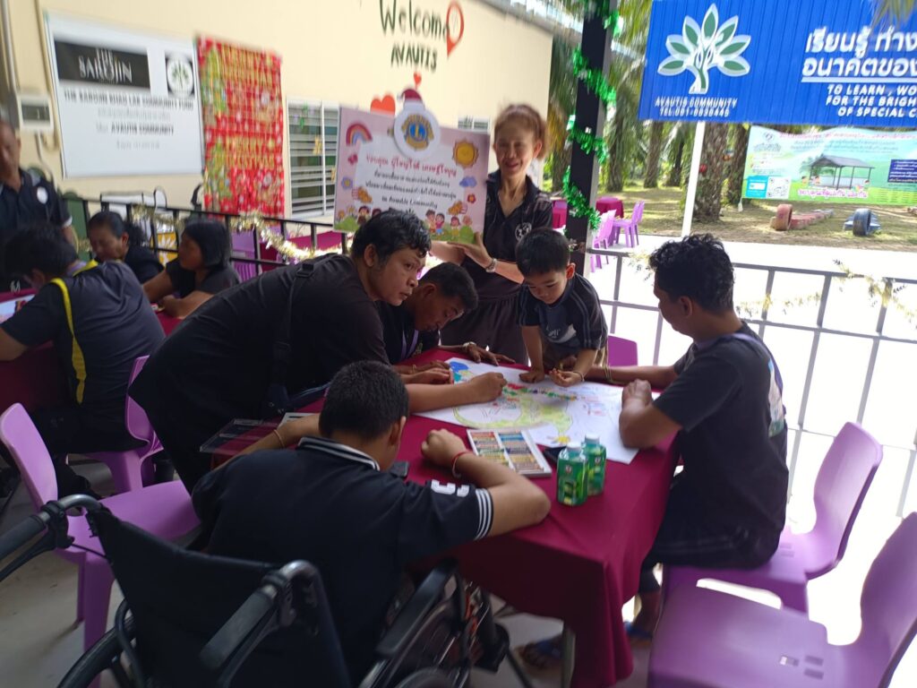Takuapa Lions Club โมสรไลออนส์ตะกั่วป่า AVAUTIS